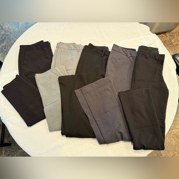 Lot of 5 pair of Women’s Express pants - all size 4 - Picture 2 of 13